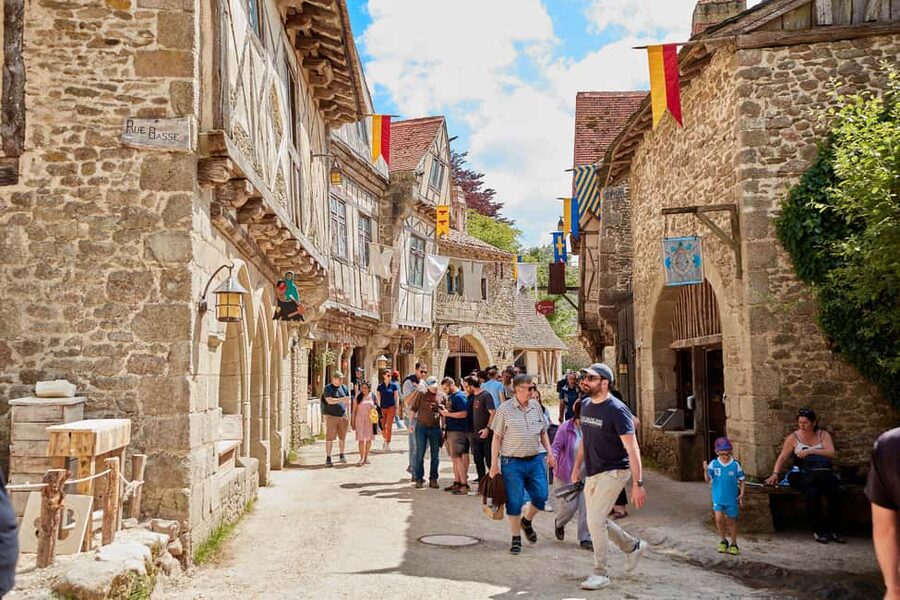 Les Epesses: Puy du Fou Theme Park 1-Day Entry Ticket - Why Puy du Fou feels different from a normal theme park