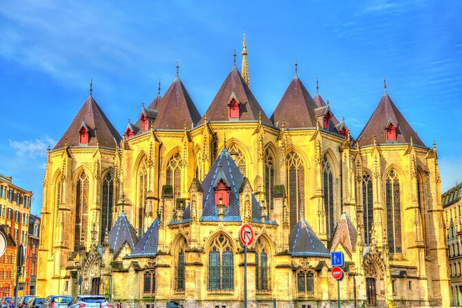 Lille Scavenger Hunt and Highlights Self Guided Audio Tour - Eglise Saint Maurice: a quieter architectural stop