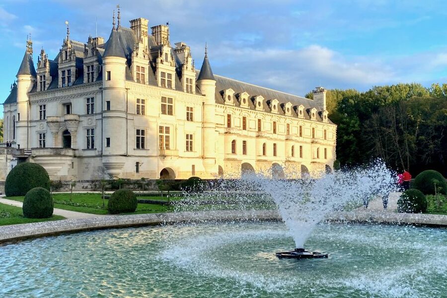 Loire Valley Castles: Chenonceau, Amboise & Da Vinci Trip - Key points before you book