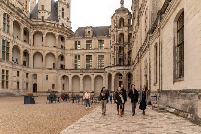 Loire Valley Castles Trip with Chenonceau and Chambord from Paris - Chenonceau: the Loire’s elegant riverside castle