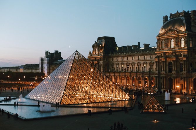 Louvre Museum - Exclusive Guided Tour (Entry Included) - A Private Guide or a Smaller Group