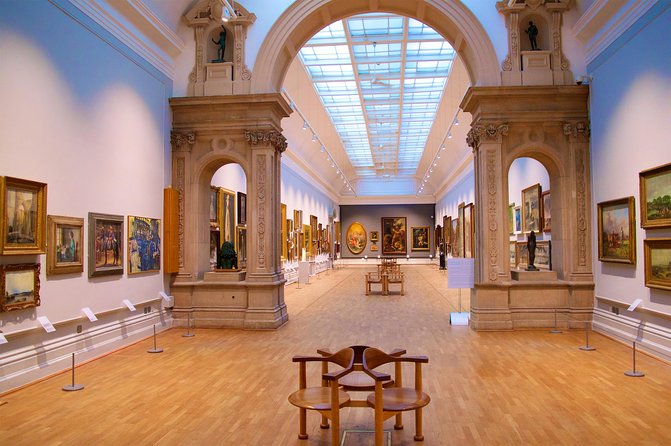 Louvre Museum Guided Tour Options with Timed Entry - Guide quality can shape the whole visit