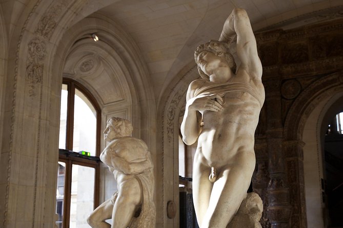 Louvre Museum - Highlights Tour with Mona Lisa - Mona Lisa: the famous stop with a practical catch