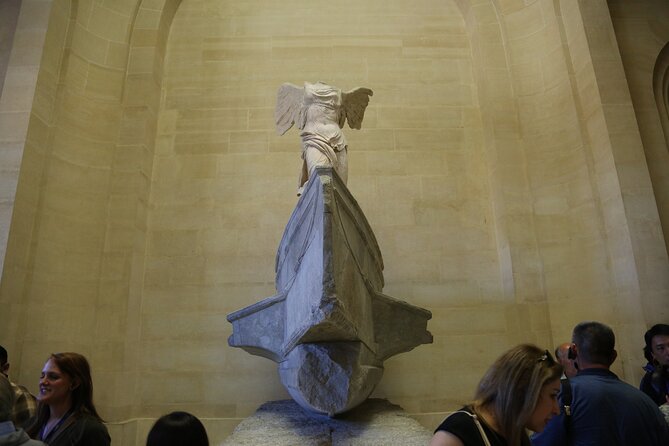 Louvre Museum Masterpieces Guided Tour with Access - What the Guides Add to the Visit