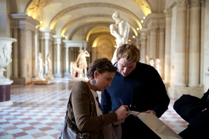 Louvre Museum: Mona Lisa Without the Crowds Last Entry Tour - Greek sculpture and the museum’s famous marble figures
