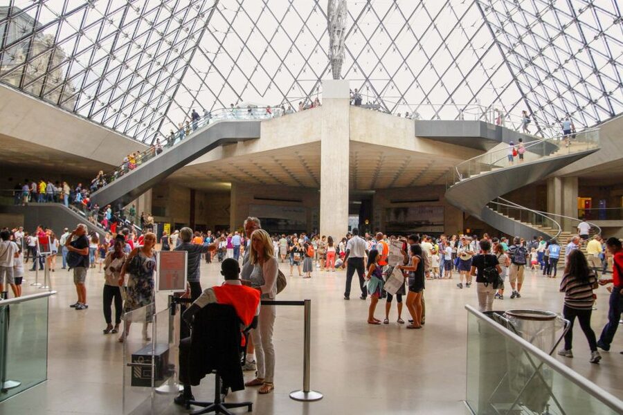 Louvre Museum: Skip-the-Line Guided Tour - Venus de Milo and the Greek, Etruscan, and Roman rooms