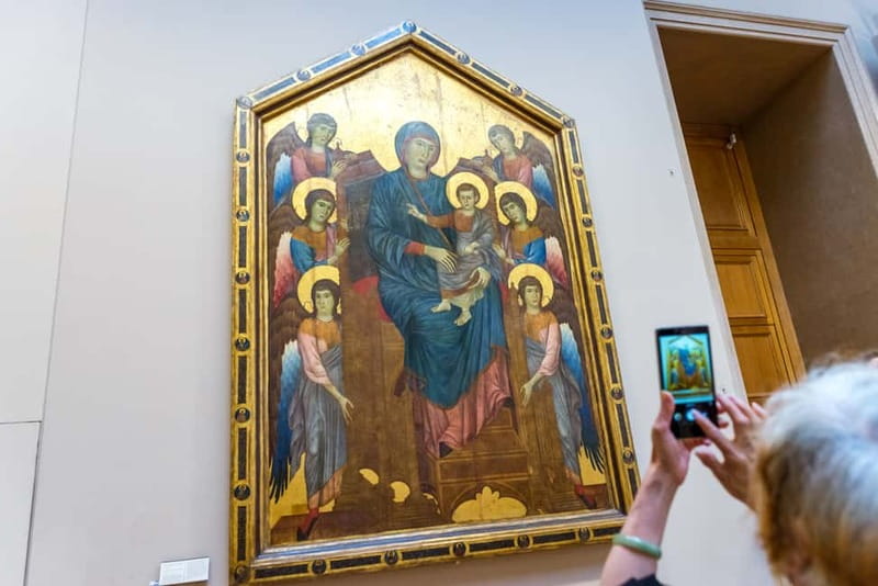 Louvre Museum: Skip-the-Line Small Group Guided Tour - The Mona Lisa without losing the bigger picture
