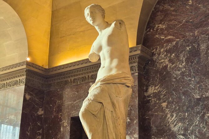 Louvre Museum Small-Group English Guided Tour - The headline works: Mona Lisa, Venus de Milo, and Nike