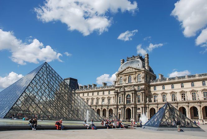 Louvre Priority Access with Mona Lisa Escort or Guided Option - Starting at the Arc de Triomphe du Carrousel