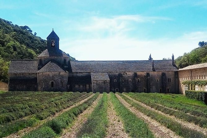 Luberon Market & Villages Day Trip from Aix-en-Provence - Ansouis keeps Sunday’s route local