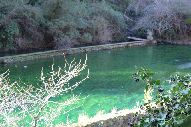 Luberon Villages Small Group Half-Day Trip from Avignon - Guides can make the tight schedule work
