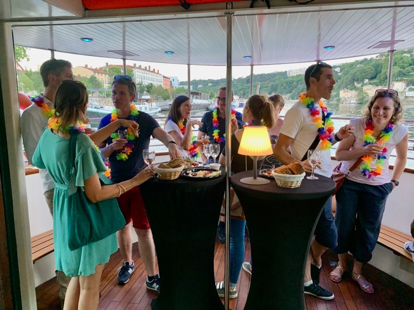 Lyon: City Cruise with Charcuterie, Cheese, and Wine - How much food and wine should you expect?