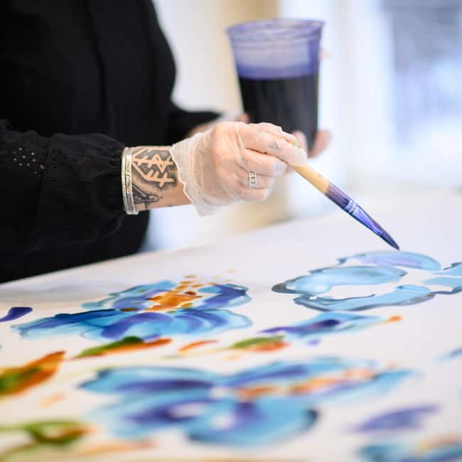 Lyon: Create your own traditional Lyonnais silk square - What Makes Lucie’s Instruction Useful
