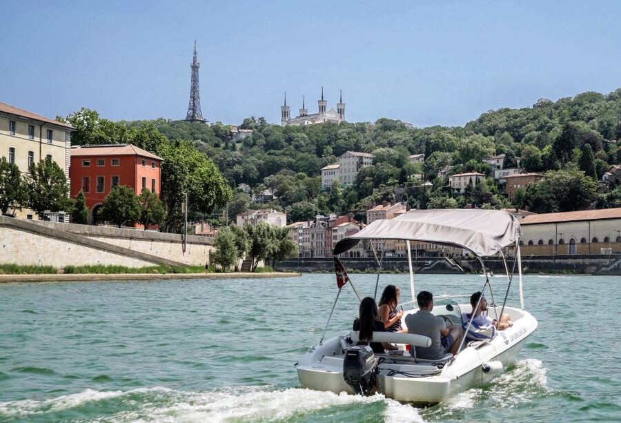 Lyon: Electric Boat Rental Without a License - Who will enjoy this Lyon boat rental most?