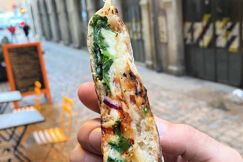 Lyon: Guided Food Tour with Tastings - Why this Lyon food walk works so well