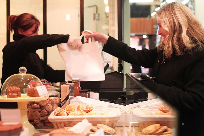 Lyon Morning Food Market Tasting Tour in Les Halles Paul Bocuse - The main strengths and the real concerns