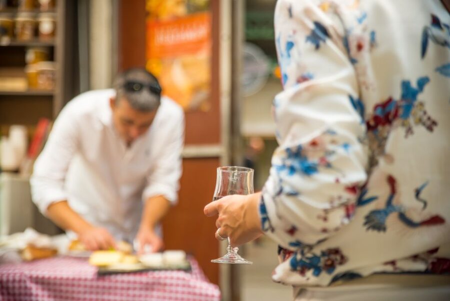 Lyon: Old Town Food Tour - Key points to know before booking