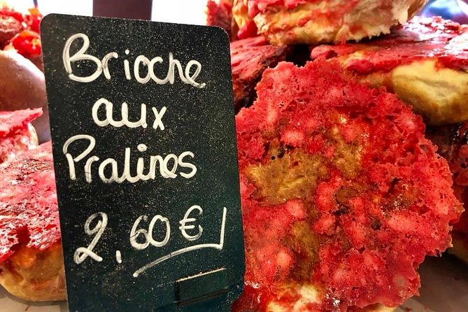 Lyon Old Town Food & Wine Tasting Tour including a Bouchon Lyonnais - Key points to know before booking