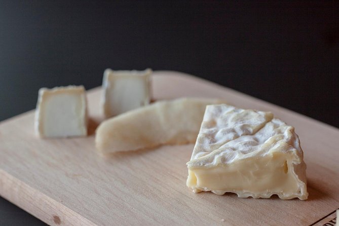 Lyon Old Town Private Food Tour with 6 French Delicacies & Wines - Coffee and the final sweet at Hôtel-Dieu