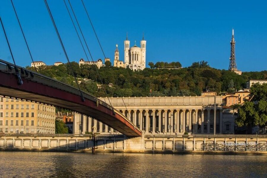 Lyon: Private custom tour with a local guide - Key points to know before booking