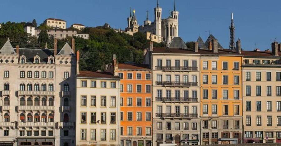 Lyon: Private custom tour with a local guide - Starting in Lyon, with pickup or a central meeting point