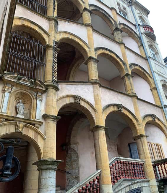Lyon: Private Walking Tour of "Traboules" in the Old Town - What the $43 price gets you