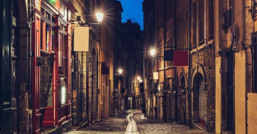 Lyon Sunset Food Tour: Full Meal of Lyon’s Best Bites - Praluline, Lyon’s sweet signature