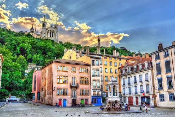 Lyon UNESCO: Private walking tour - Riding up to Fourvière Basilica