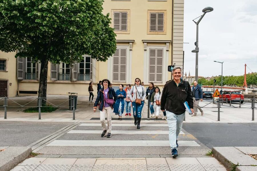 Lyon: Vieux Lyon Food Tasting Walking Tour - More than a food walk: architecture, religion, and trade