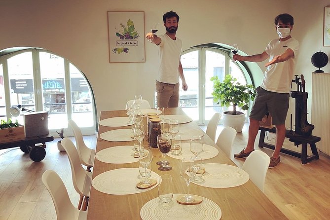 Make your own cuvée of Bordeaux wine - First, learn how Bordeaux fits together