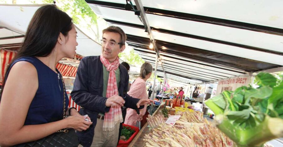 Market Visit and Cooking Class with a Parisian Chef - Cooking a three-course French meal