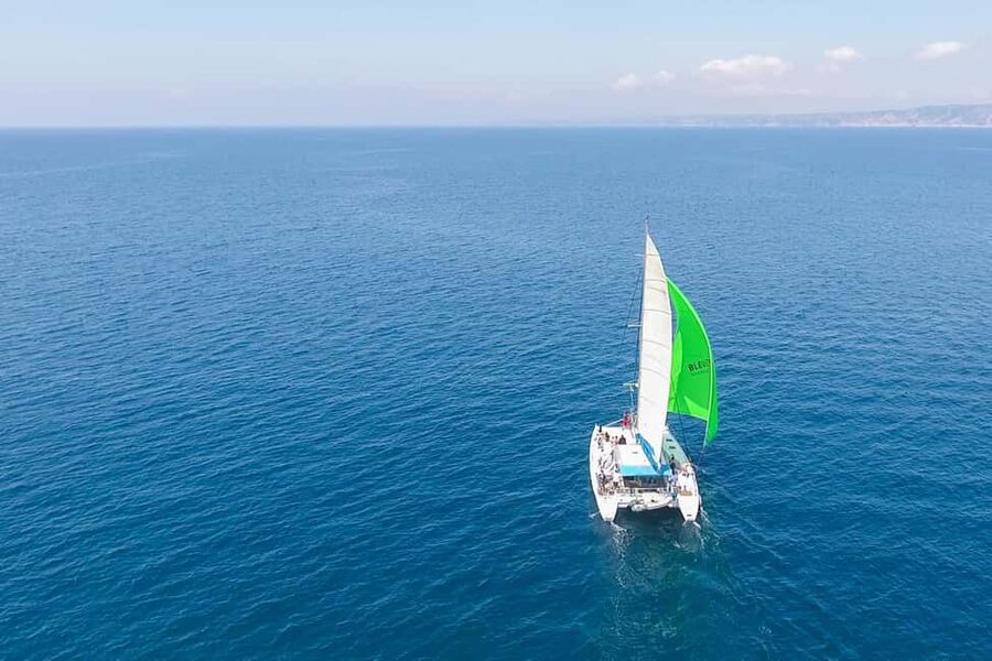 Marseille: Calanques Catamaran Cruise, Picnic, & Swimming - Key things to know before booking