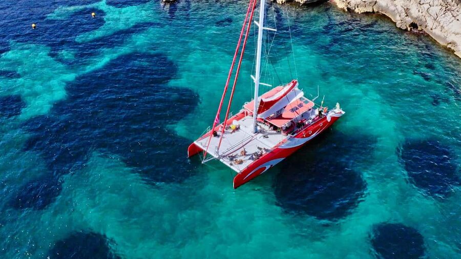 Marseille : Calanques Catamaran Cruise with Lunch & Wine - Key points before you book