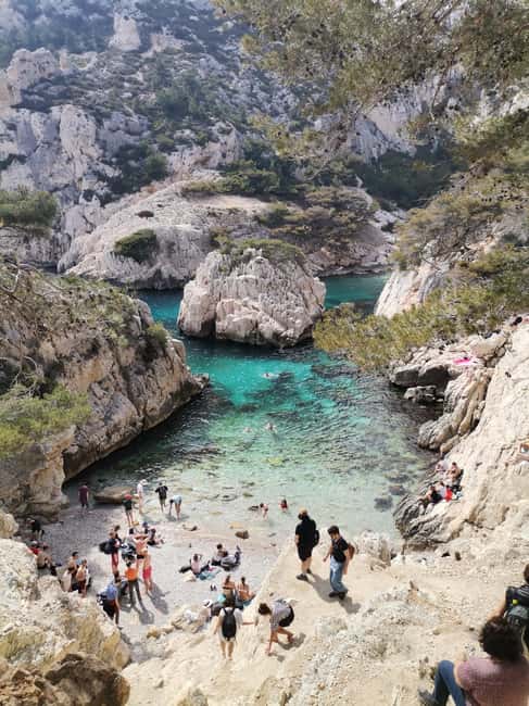 Marseille: Calanques National Park Guided Hike with Picnic - The Calanques hike at a glance