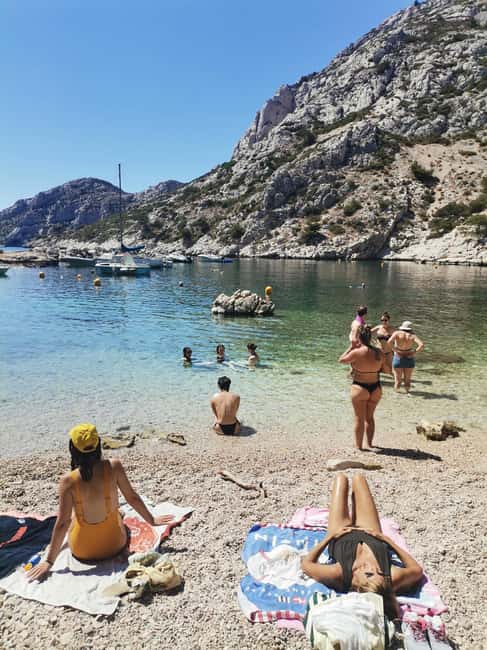 Marseille: Calanques National Park Guided Hike with Picnic - Picnic food that suits the setting
