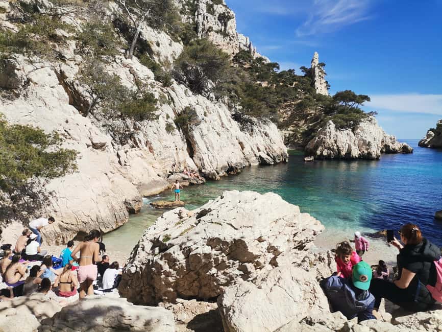 Marseille: Calanques National Park Guided Hike with Picnic - Choosing the right season