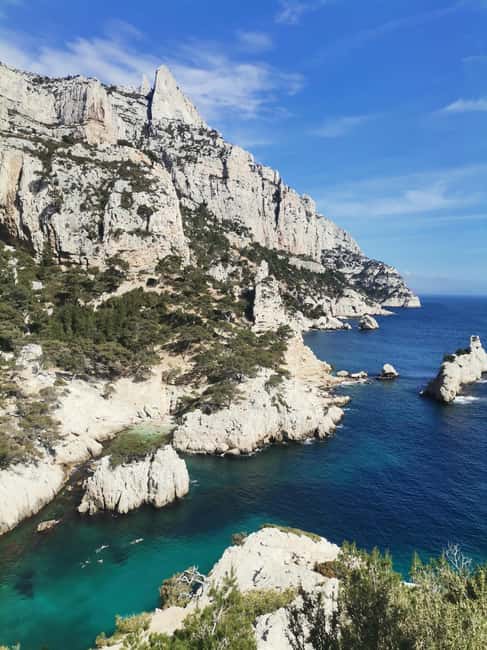 Marseille: Calanques National Park Guided Hike with Picnic - What the $41 price really covers