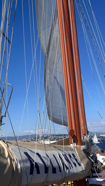 Marseille: Calanques National Park Sailing Cruise with Lunch - Meeting the schooner at Marseille’s Old Port