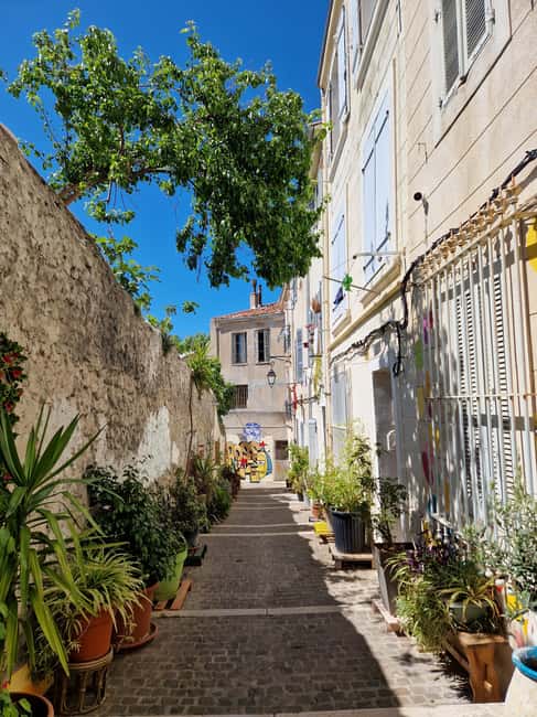 Marseille: découvrir la vieille ville avec un marseillais - Small groups, flexible pacing, and private options