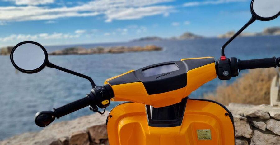 Marseille: Electric Motorcycle Rental with Smartphone Guide - Who should book this ride?