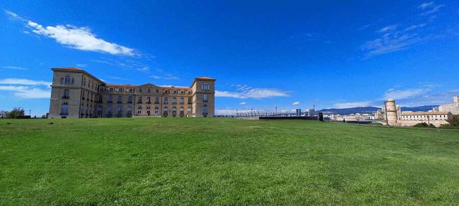 Marseille: Essential Guided Walking Tour of the City - Saint-Victor Abbey and a useful rest stop