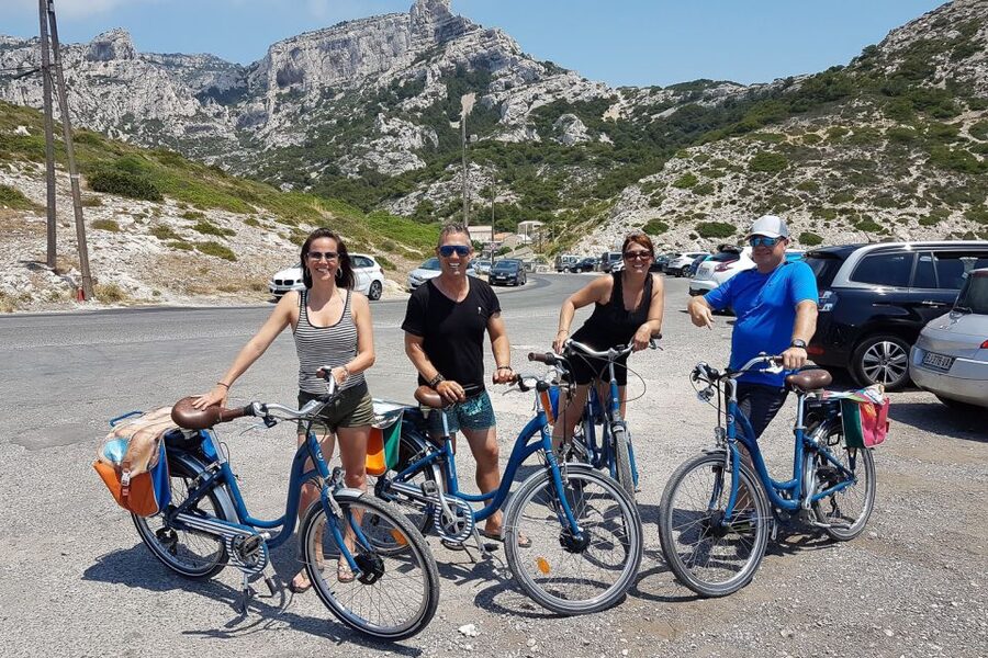 Marseille: Full-Day Guided E-Bike Coast & Calanques Tour - Key things to know before you book