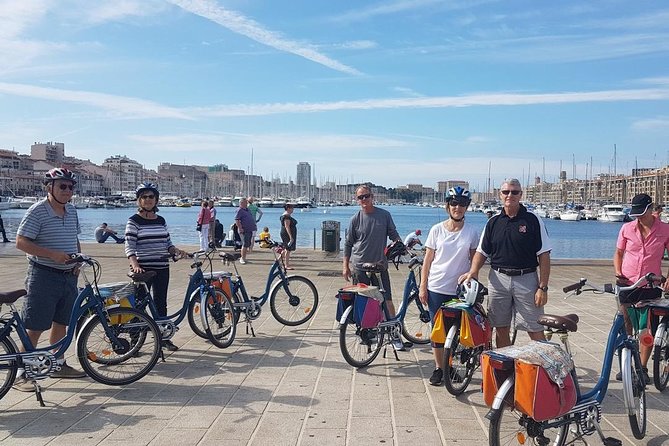 Marseille Grand E-Bike Tour : "le tour du Fada" - Starting beside the fish market at Vieux Port
