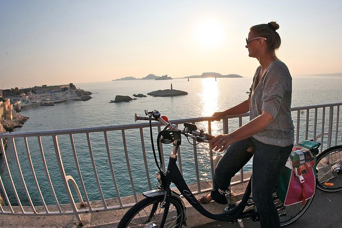 Marseille Grand E-Bike Tour : "le tour du Fada" - Vallon des Auffes and Anse de Malmousque