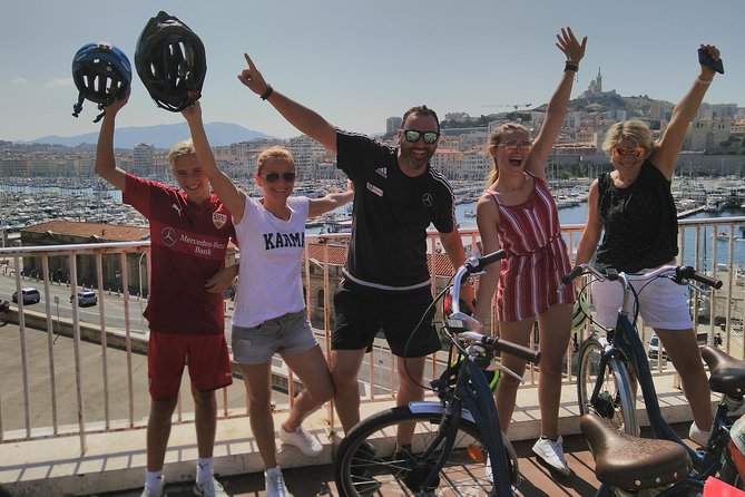 Marseille Grand E-Bike Tour : "le tour du Fada" - Plage des Catalans and the Château d’If view