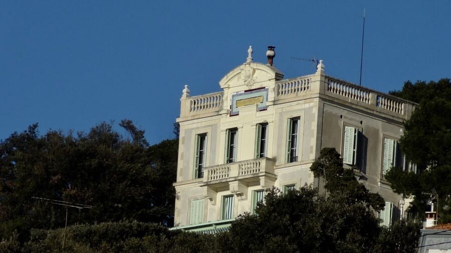Marseille: Guided Off-the-Beaten-Path Neighborhood Walk - Who should book this walk?
