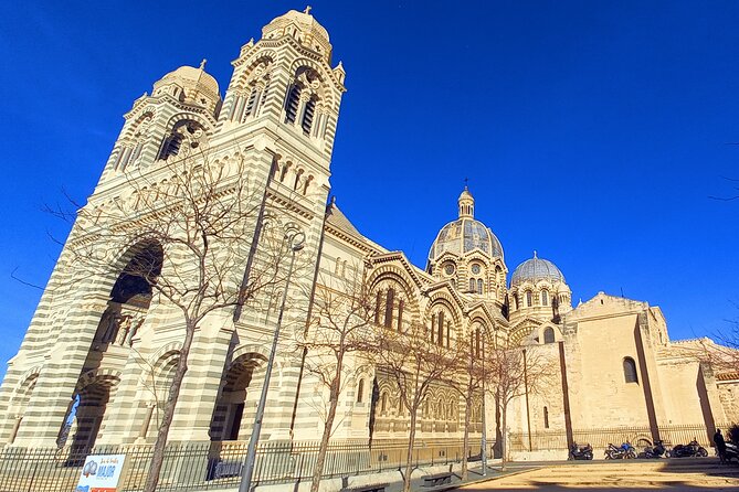 Marseille Guided Tour for 2.5 Hours with a Bilingual Local Guide - Starting at Cathédrale de la Major