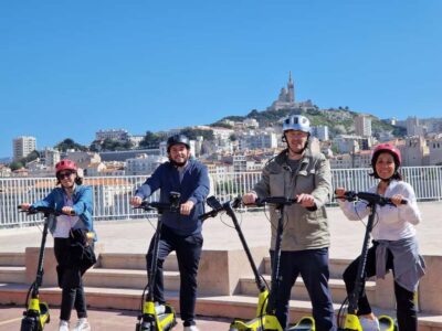 Self-Guided Smartphone Tour by E-Scooter