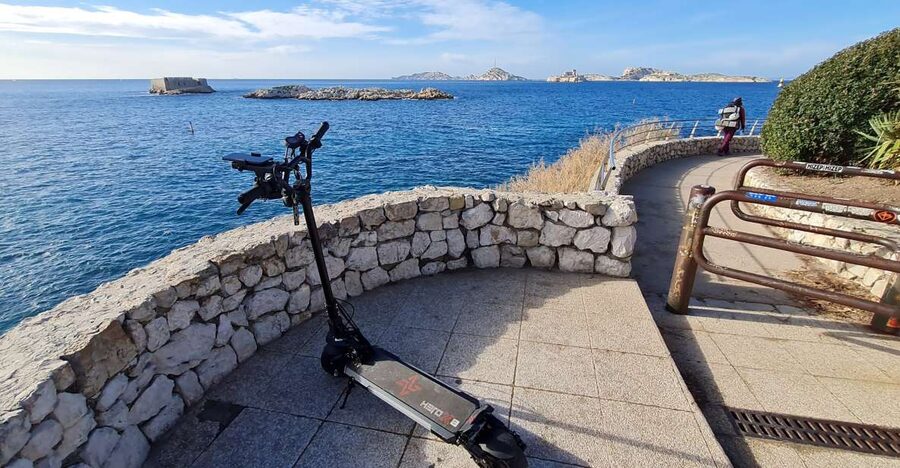 Marseille: Self-Guided Smartphone Tour by E-Scooter - Who should book this Marseille ride?