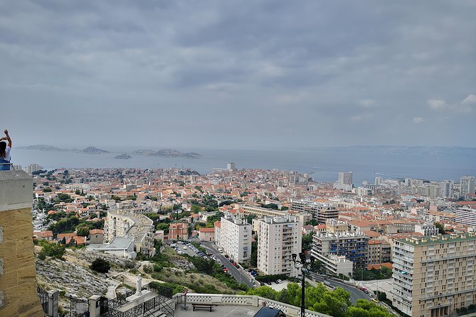 Marseille Shore Excursion: City Sightseeing Tour of Marseille - Palais Longchamp and the city’s water story